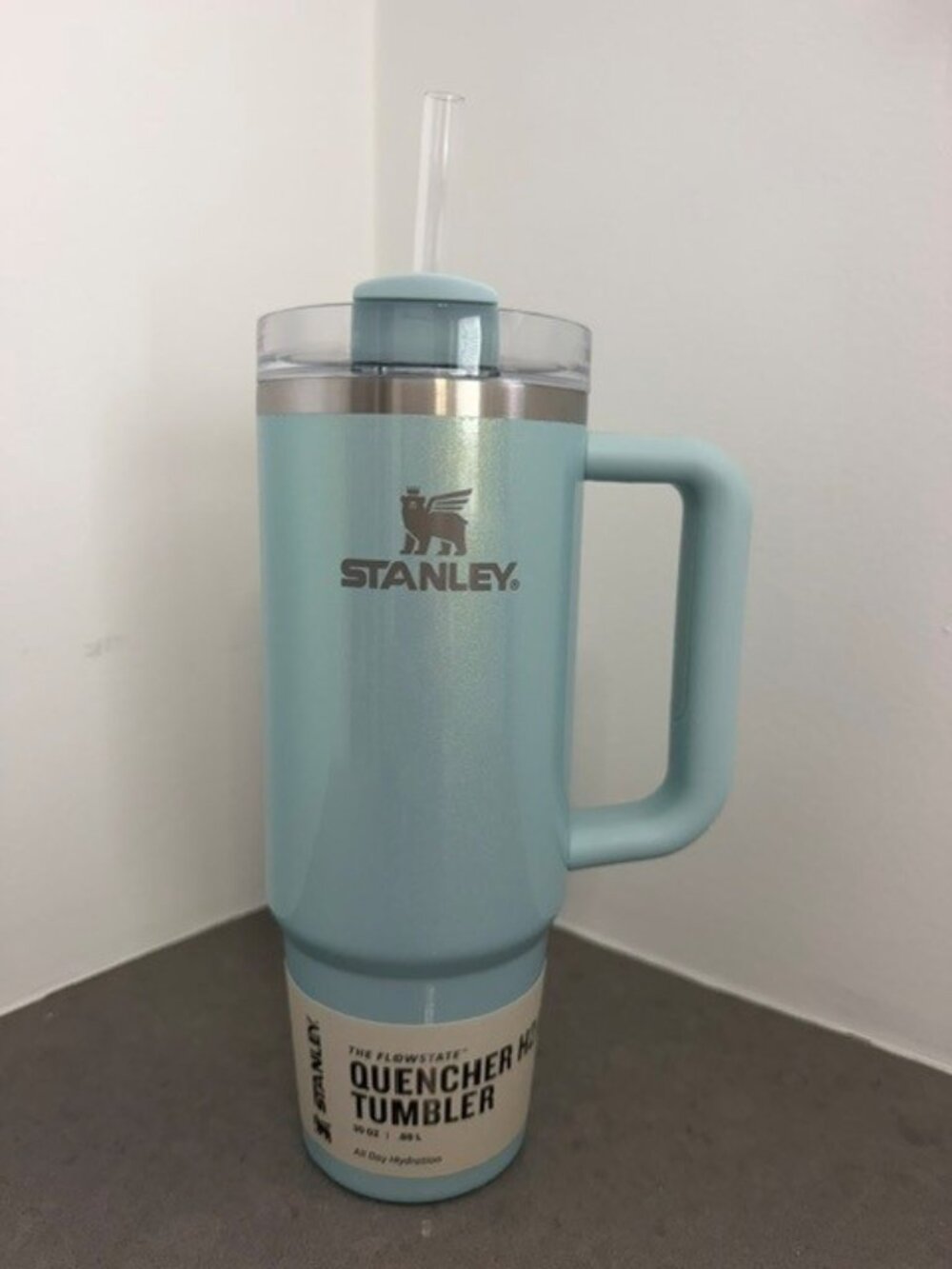 Stanley 30 oz Stainless Steel H2.0 Flowstate Quencher Tumbler Blueberry Milk